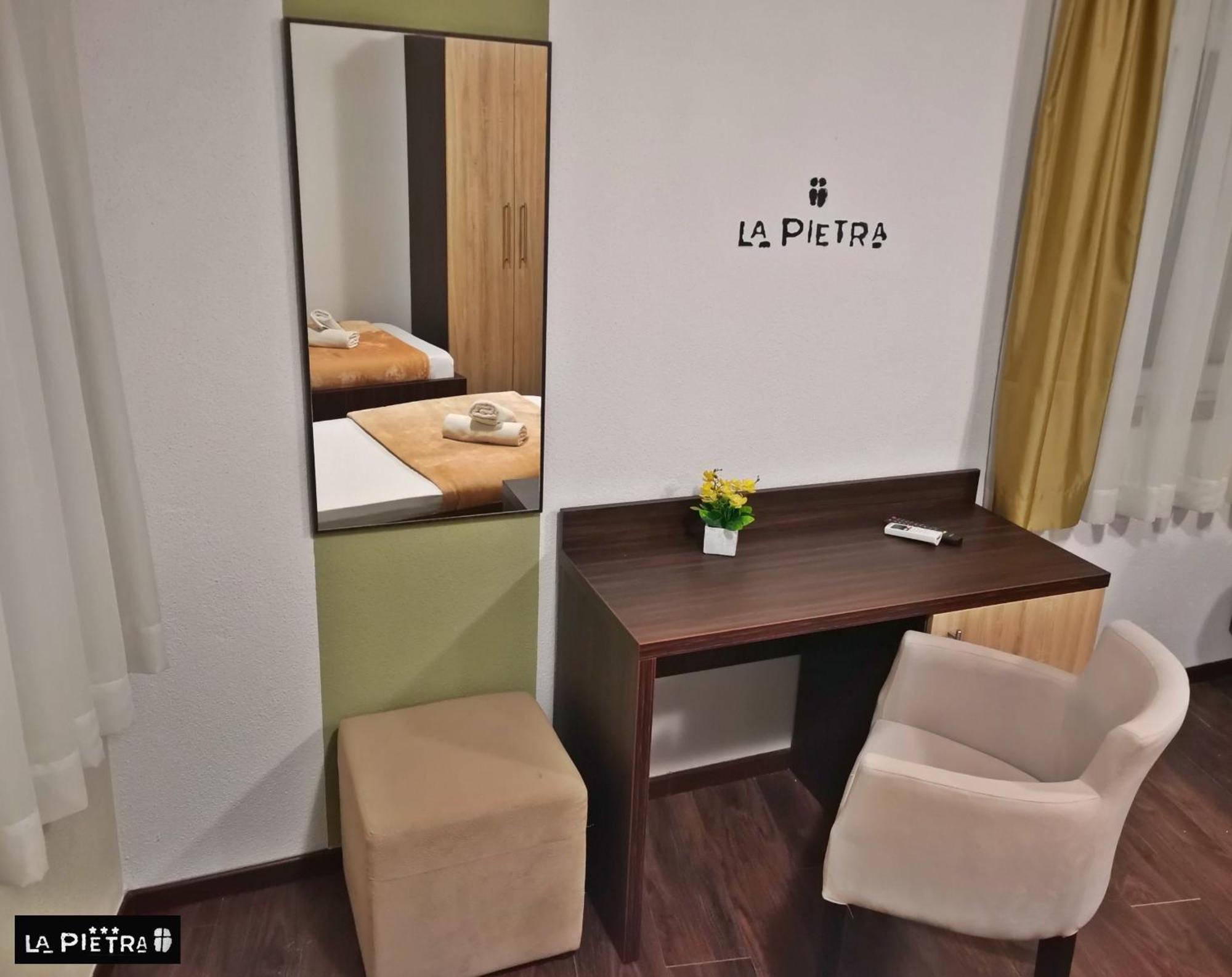 La Pietra Family Hotel Меджугор'є Номер фото