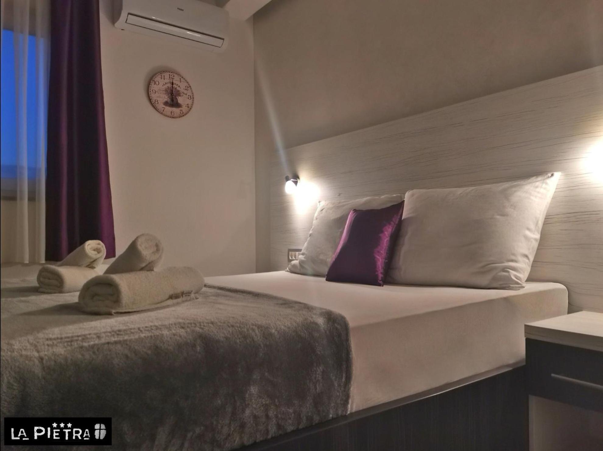 La Pietra Family Hotel Меджугор'є Номер фото